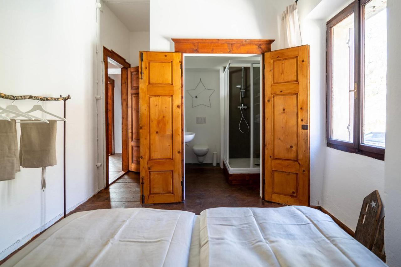 Giulio Mountain B&B อาลา ภายนอก รูปภาพ