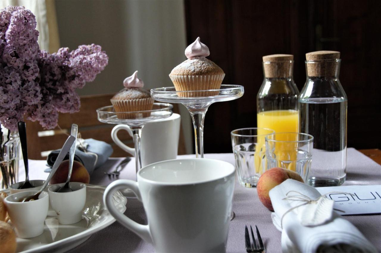 Giulio Mountain B&B อาลา ภายนอก รูปภาพ