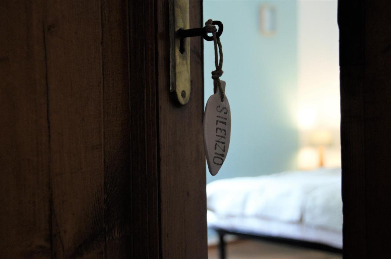 Giulio Mountain B&B อาลา ภายนอก รูปภาพ