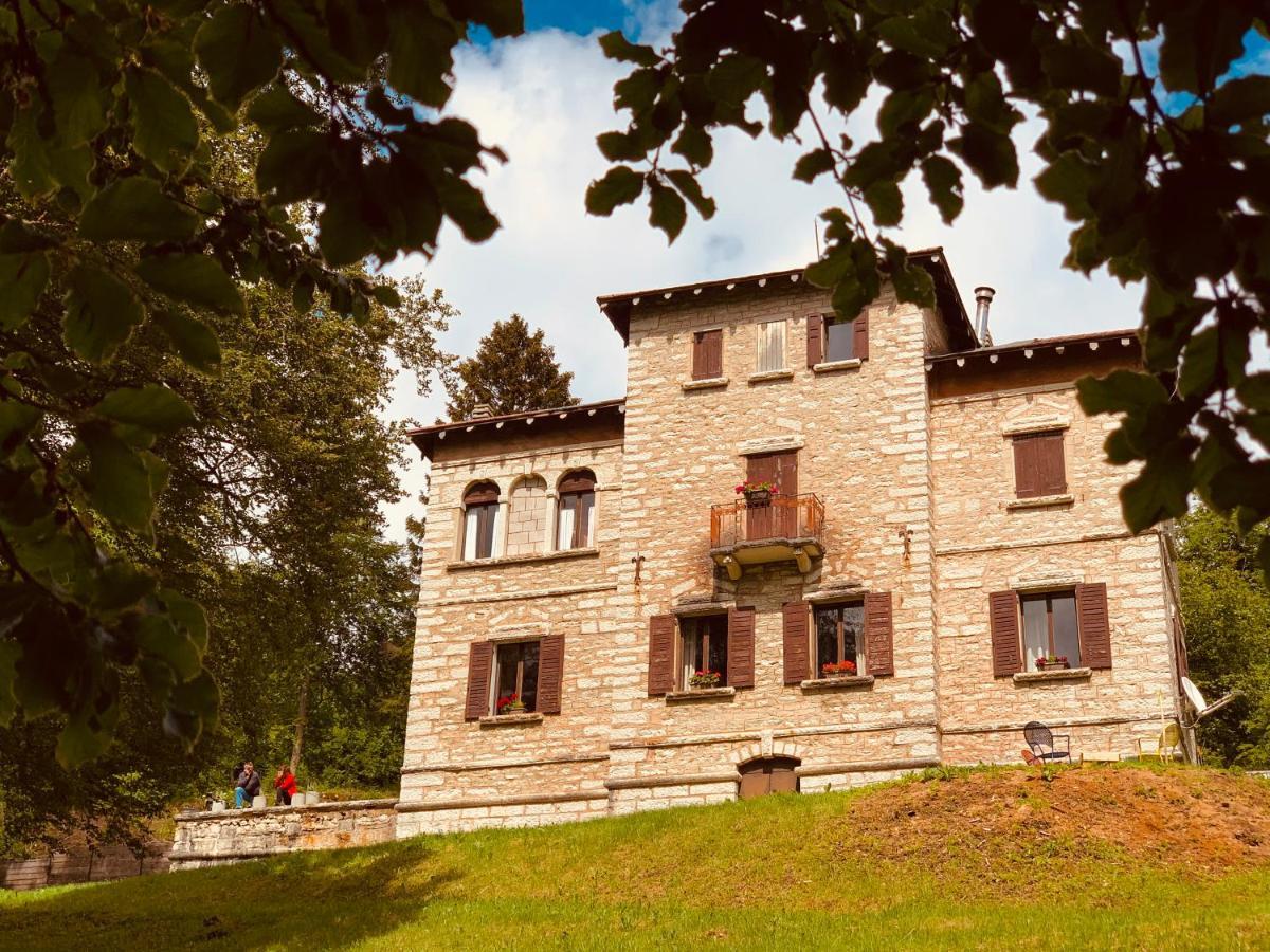 Giulio Mountain B&B อาลา ภายนอก รูปภาพ