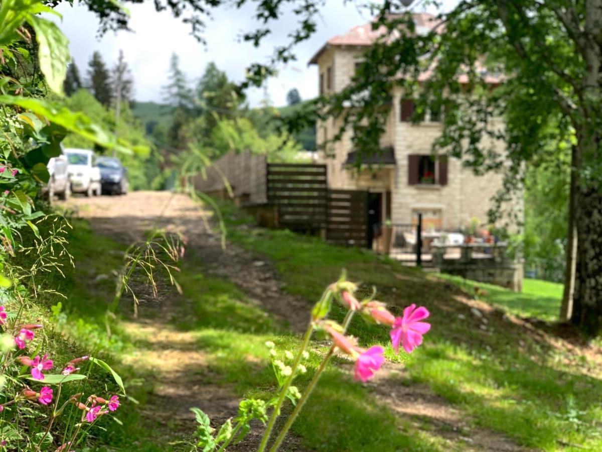 Giulio Mountain B&B อาลา ภายนอก รูปภาพ
